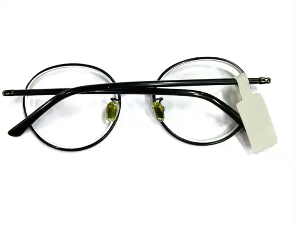 How RFID Tags for Eyeglasses Improve Optical Store Efficiency