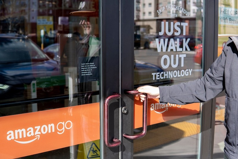 Dernière affaire concernant Amazon offre des achats sans friction avec RFID