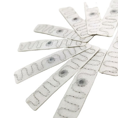 Etiquetas inteligentes RFID lavables para lavado textil pasivo y control de lavado